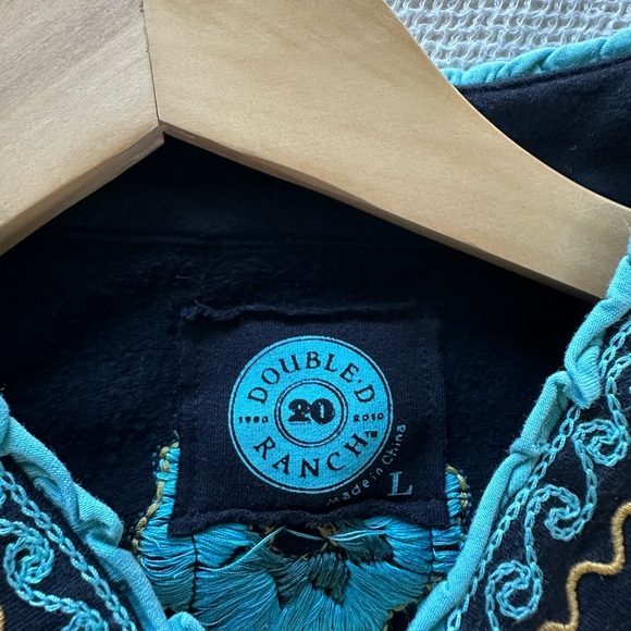 Double D Ranch Vintage Western Jacket with Embroidered Details - Picture 5 of 5